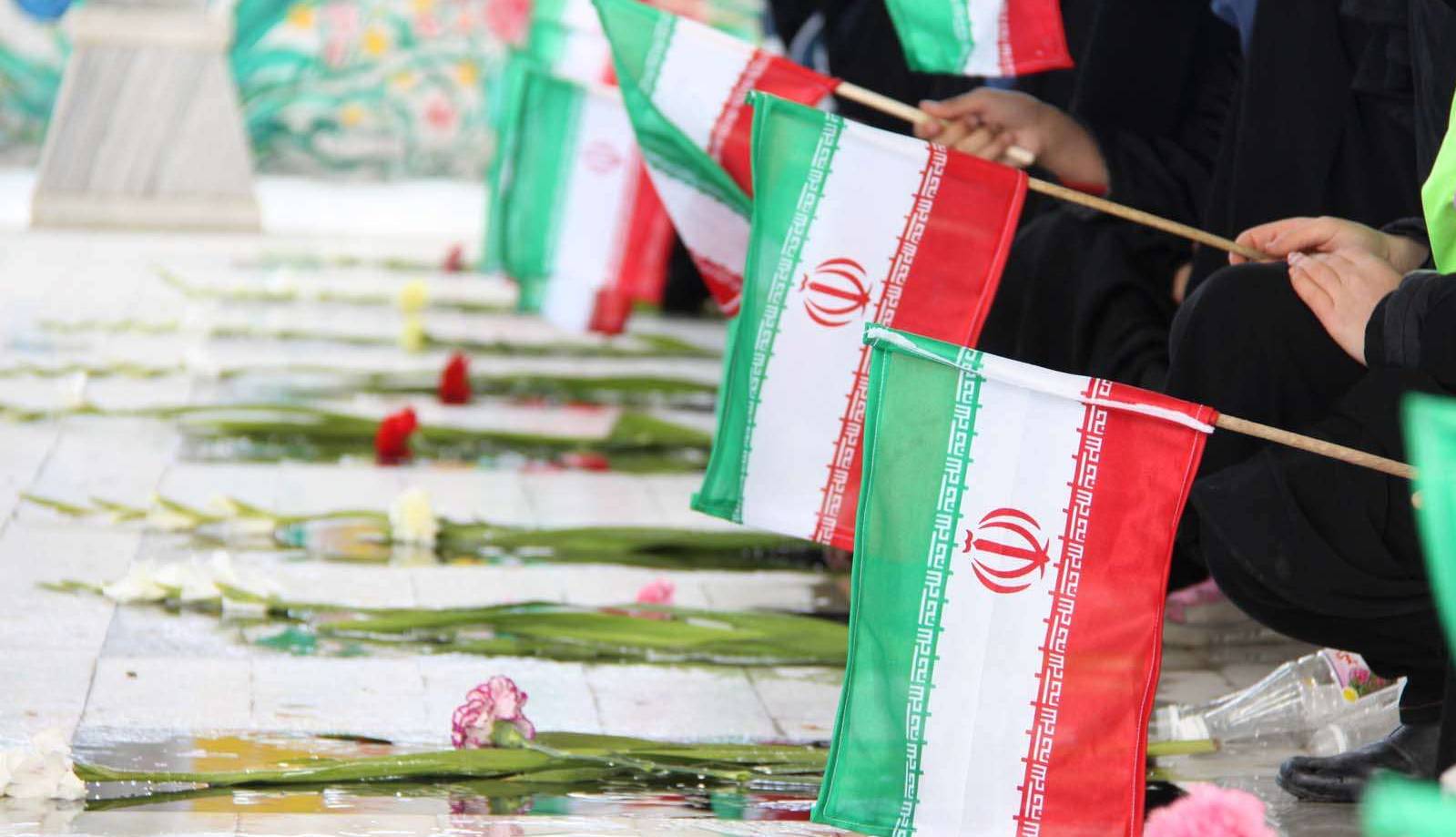 سرمقاله جوان/ ایران سربلند در سایه مجاهدت شهیدان