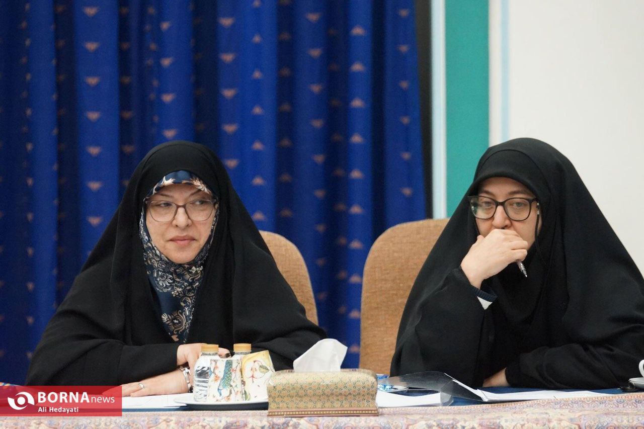 عکس/ جلسه شورای عالی جوانان با حضور رئیس‌جمهور