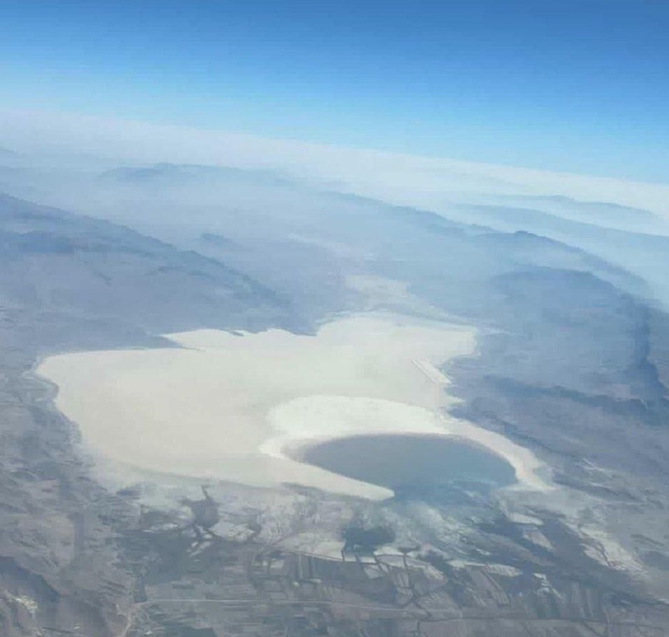 عکس/ تصاویر هوایی غم‌انگیز از دریاچه بختگان استان فارس