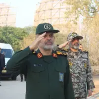 سردار وحیدی از از مواضع پدافندی جنوب کشور بازدید کرد