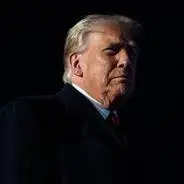 ترامپ کارکنان خطوط هوایی آمریکا را تهدید کرد