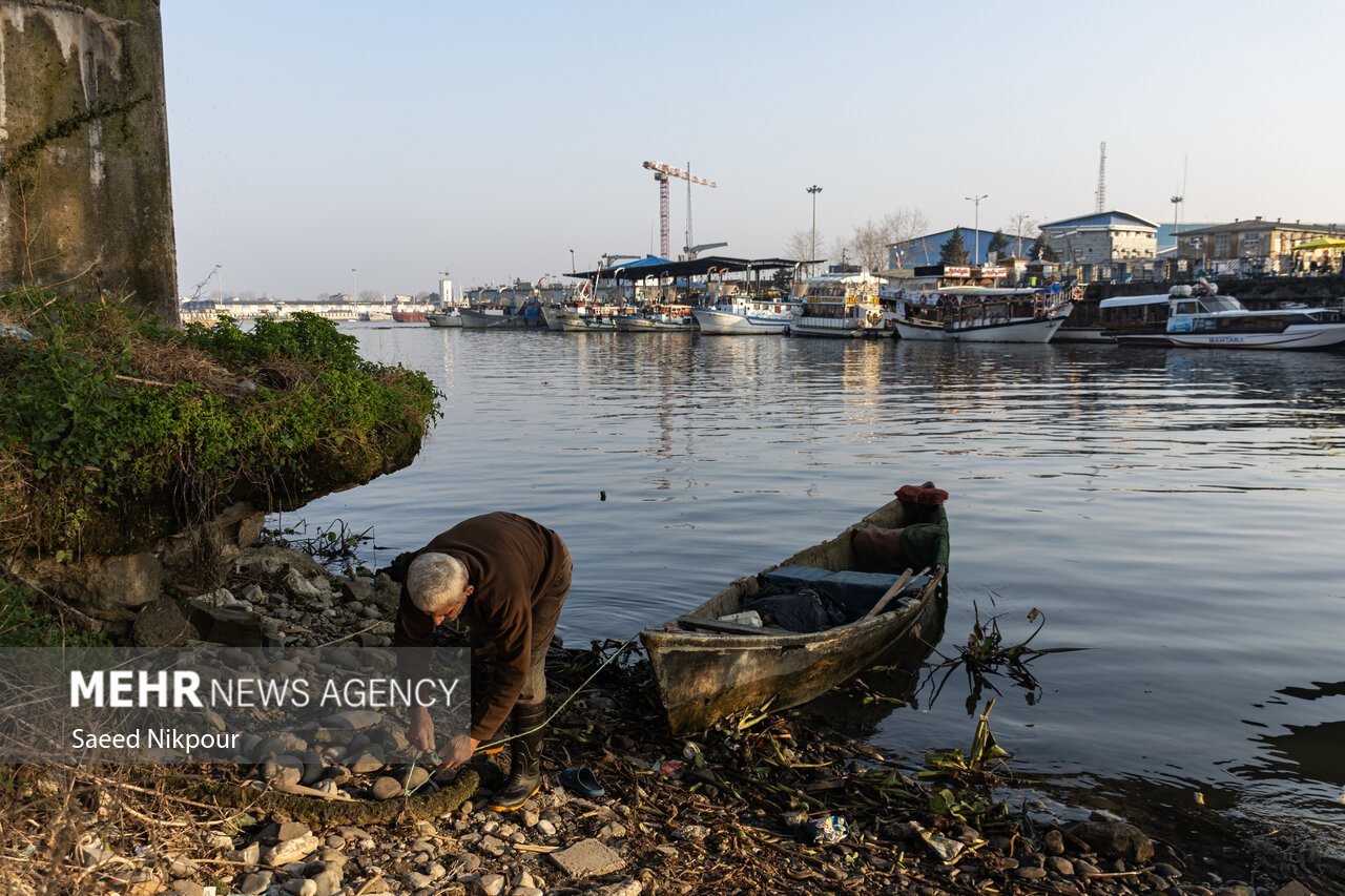 خانه‌ای روی آب؛ روایت یک زندگی