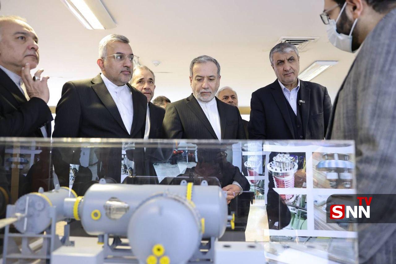 عکس/ دیدار عراقچی با مدیران ارشد صنعت هسته‌ای