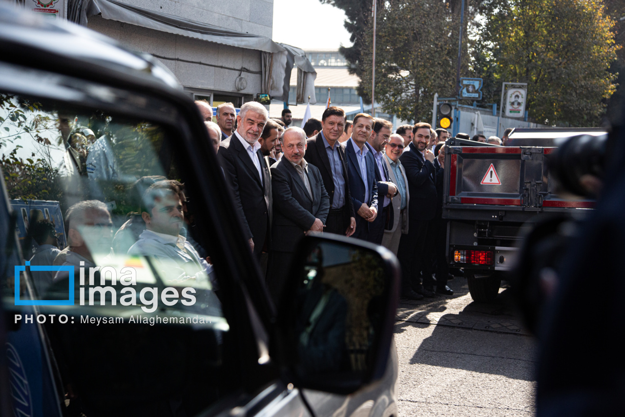 واگذاری ۱۰۰۰ دستگاه کامیونت به سازمان شهرداری‌ها