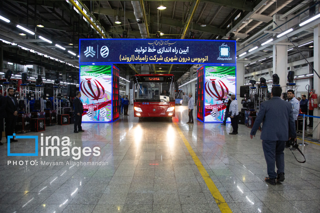 واگذاری ۱۰۰۰ دستگاه کامیونت به سازمان شهرداری‌ها