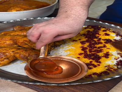 زرشک پلو با مرغ مجلسی رو‌ اینجوری درست کن