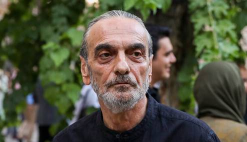 چرا پیکر همایون ارشادی از مقابل خانه سینما تشییع نمی‌شود؟