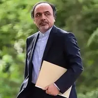 کیهان، مشاور روحانی را نوکر خانه‌زاد کدخدای آمریکایی خواند؛ ابوطالبی پاسخ داد