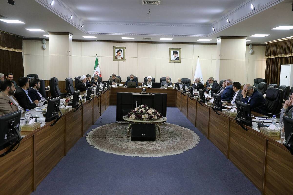 موافقت مجمع تشخیص با «اصلاح قانون بانک مرکزی» 