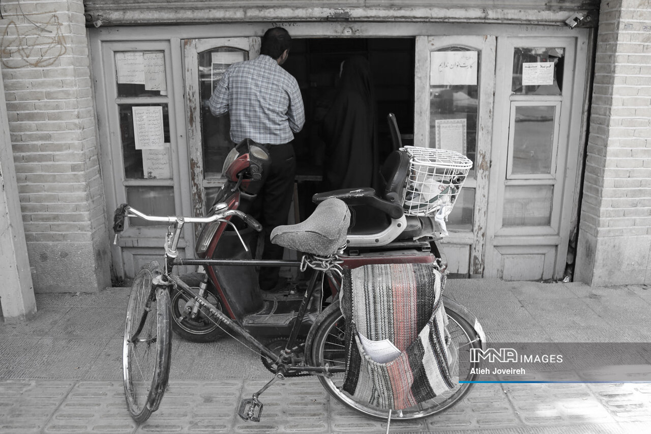 عطار صد ساله اصفهان