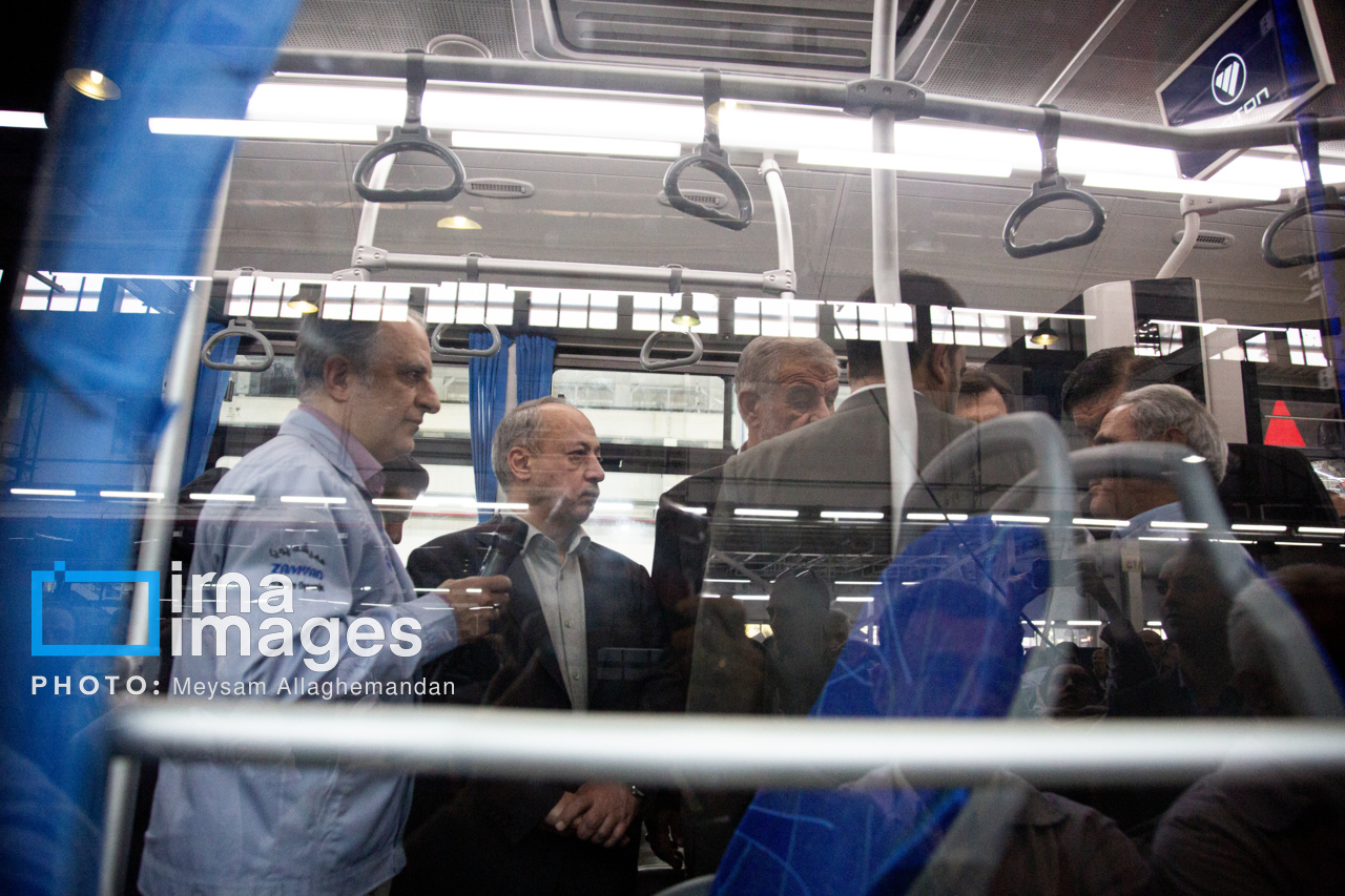 واگذاری ۱۰۰۰ دستگاه کامیونت به سازمان شهرداری‌ها