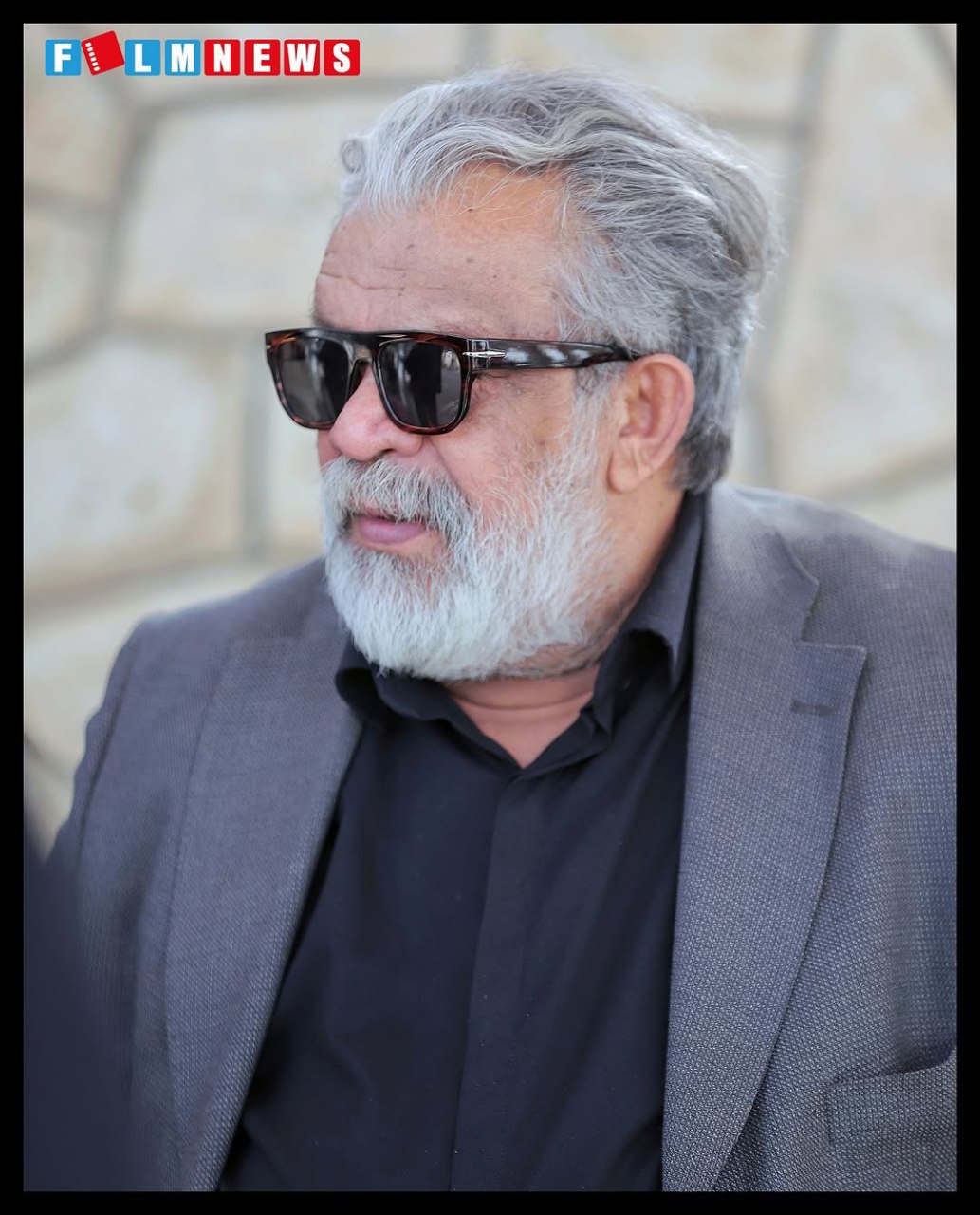 عکس/ حضور هنرمندان در مراسم خاکسپاری زنده‌یاد «همایون ارشادی» 