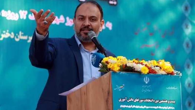 همه تشکلهای دانشآموزی را باید در مدرسه فعال کنیم