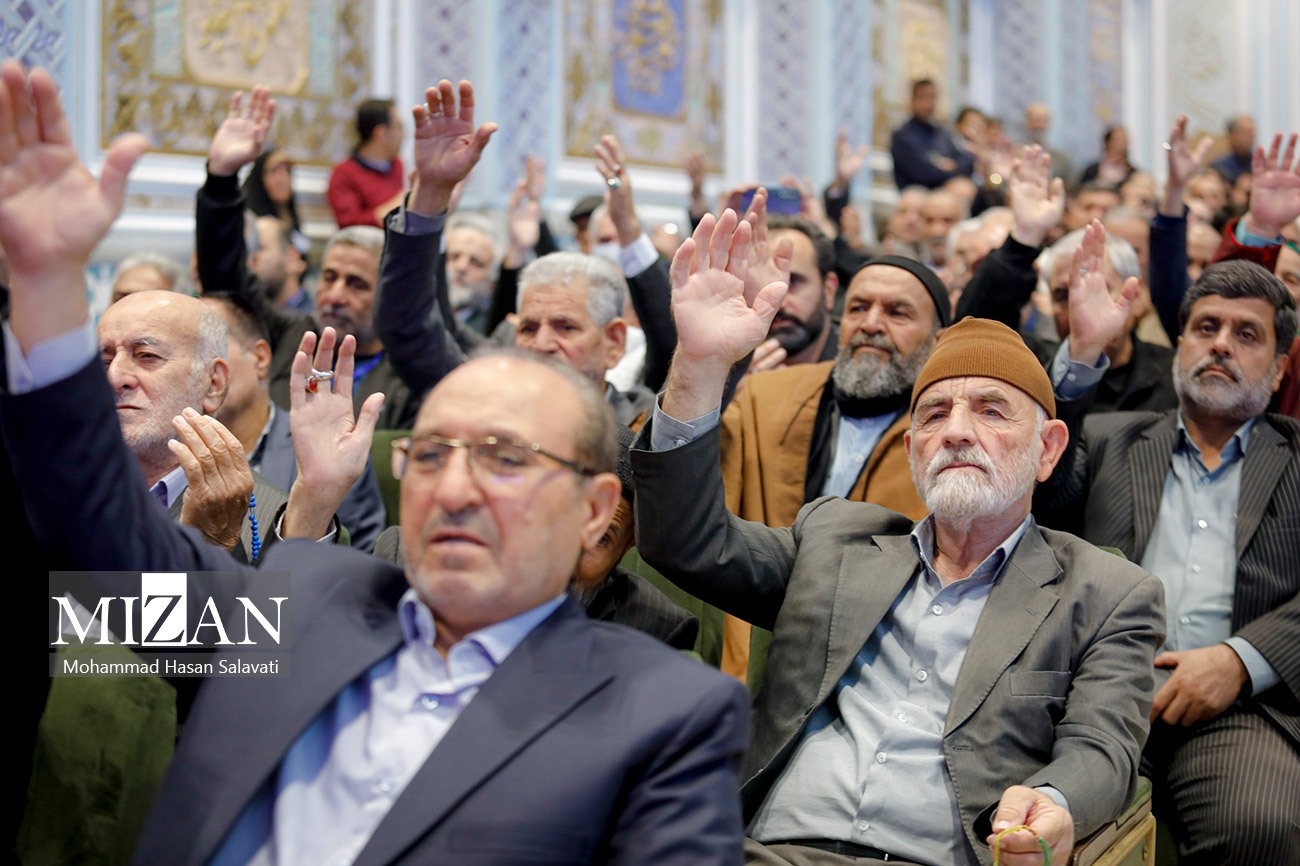 آیین افتتاحیه اجلاس بینالمللی پیرغلامان حسینی در حرم مطهر رضوی