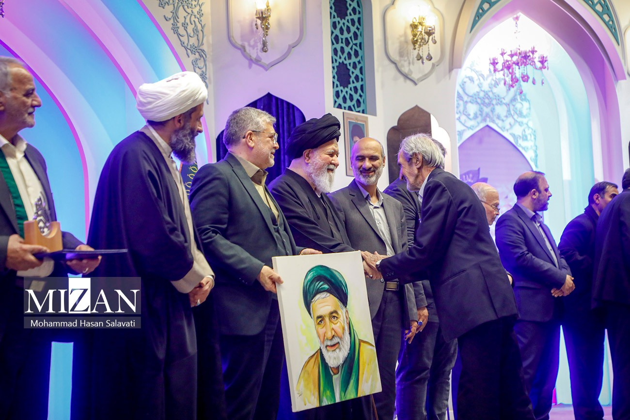 آیین افتتاحیه اجلاس بینالمللی پیرغلامان حسینی در حرم مطهر رضوی