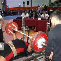 سنندج میزبان مسابقات پاورلیفتینگ و پرس‌سینه قهرمانی دانشجویان پسر کشور