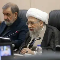 آملی لاریجانی: دولت برنامه جامع سیاست‌های کلی توسعه دریامحور را به مجمع ارائه کند