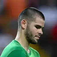 ستاره جنجالی پاریس به تیم ملی پناه برد