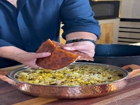 گردو پلو یک غذای متفاوت