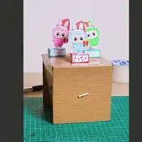 جعبه جادویی پرشی با عروسک‌های بامزه