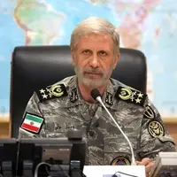 بازدید فرمانده کل ارتش از روند احداث دیوار مرزی در شمال شرقی کشور 