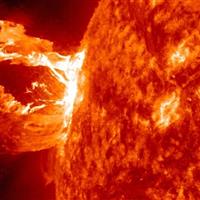 قدرتنمایی خورشید / بخشهایی از زمین در خاموشی رادیویی فرو رفت