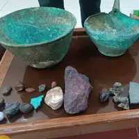 کشف ۹۱ اثر تاریخی از منزل حفاران غیرمجاز در گلباف کرمان