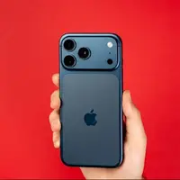 طراحی دو رنگ آیفون ۱۷ پرو سال آینده منسوخ می‌شود؛ بازگشت به ظاهر یکپارچه