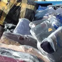 کشف البسه خارجی قاچاق به ارزش ۶ میلیارد ریال در بستان‌آباد 