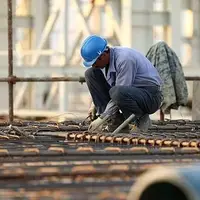بازرسیهای اشتباه، بیمه 350 هزار کارگر ساختمانی را قطع کرد