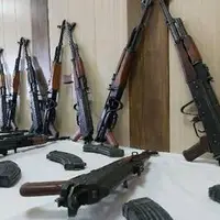 کشف ۸۳ قبضه سلاح سرد از یک واحد صنفی در دشت آزادگان