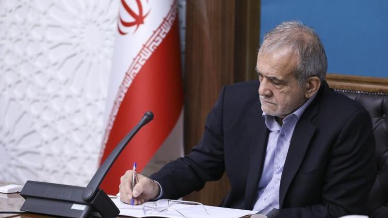 رییس جمهور: هیچ نهادی برای ساخت آینده ایران مهمتر از مدرسه نیست