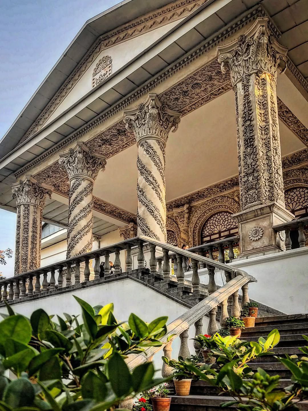 تهران، باغ فردوس و موزه سینمای ایران