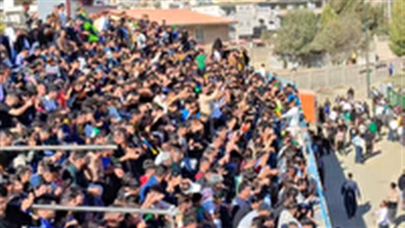 ۱۷ سال انتظار برای ساخت سکوی ورزشگاه مریوان