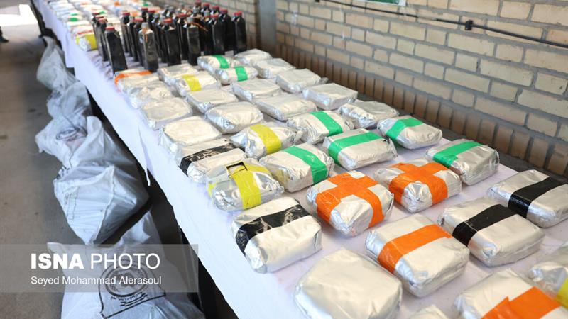 بررسی مجازاتهای قانون مبارزه با مواد مخدر/ لزوم ضربه به بنیانهای مالی قاچاقچیان به جای مجازاتهای بیاثر