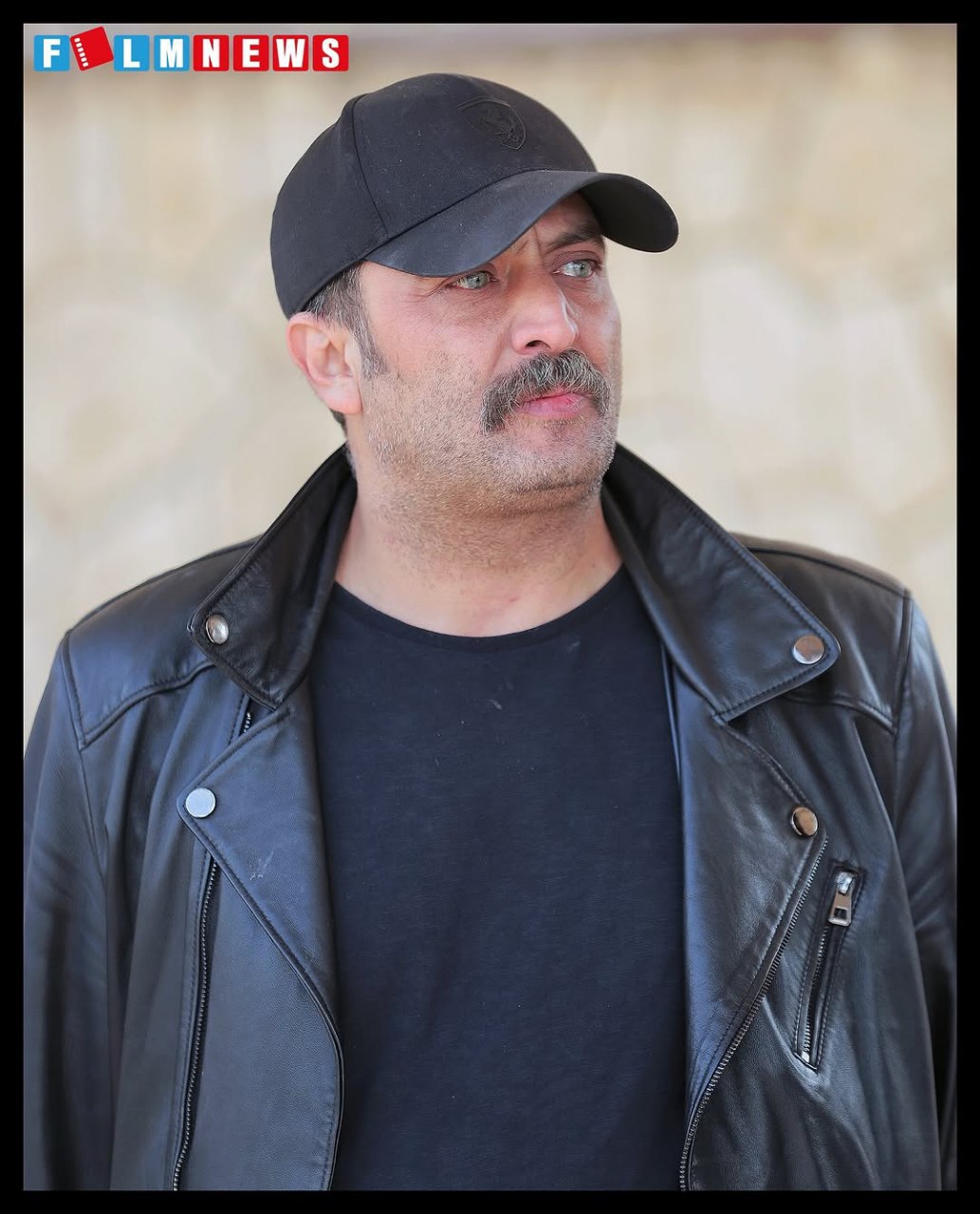 عکس/ حضور هنرمندان در مراسم خاکسپاری زنده‌یاد «همایون ارشادی» 