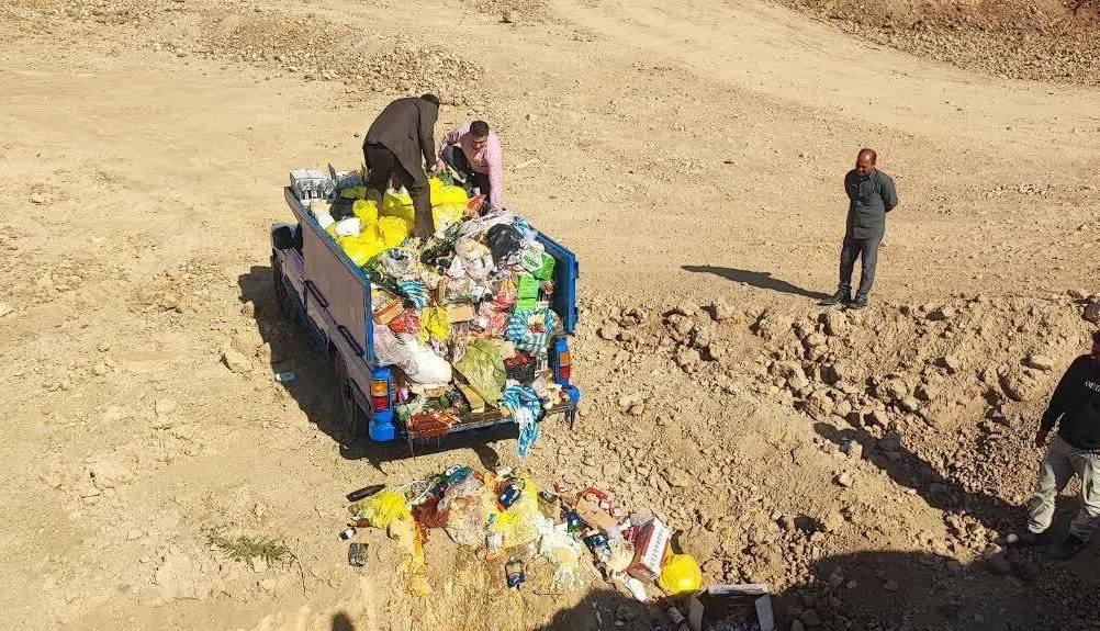 بیش از ۲ تن مواد غذایی غیربهداشتی در میاندوآب امحا شد