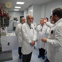 بازدید رئیس سازمان غذا و دارو از شرکت پارس ایزوتوپ