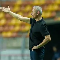 گل‌محمدی: در این مدت کسی که هدف بزرگی داشته باشد کنارمان نداشتیم