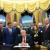 پایان موقت کابوس واشنگتن؛ دولت آمریکا بازگشایی شد