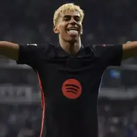 گل شگفت‌انگیز یامال نامزد پوشکاش شد