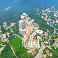 ماجرای تخریب مغازه‌ها در میدان امام رامسر برای روان‌سازی ترافیک