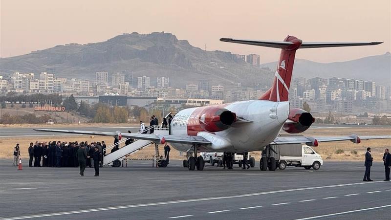 وزیر راه و شهرسازی وارد سنندج شد