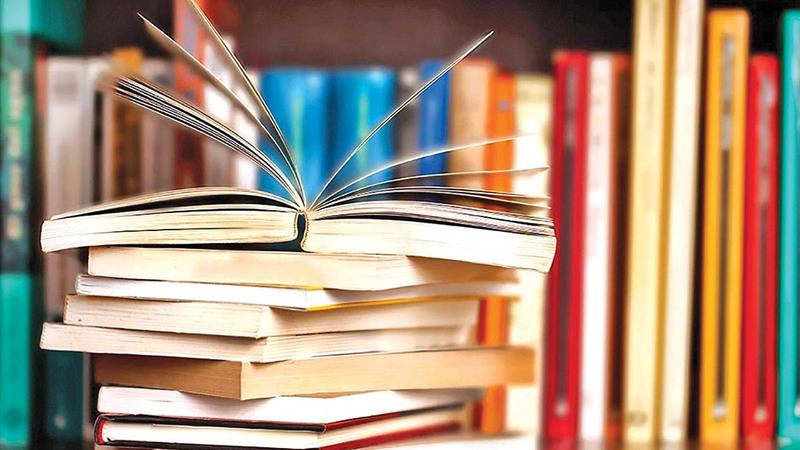 فرماندار: کتابخانه مرکزی نیاز توسعه فرهنگی گرمسار است