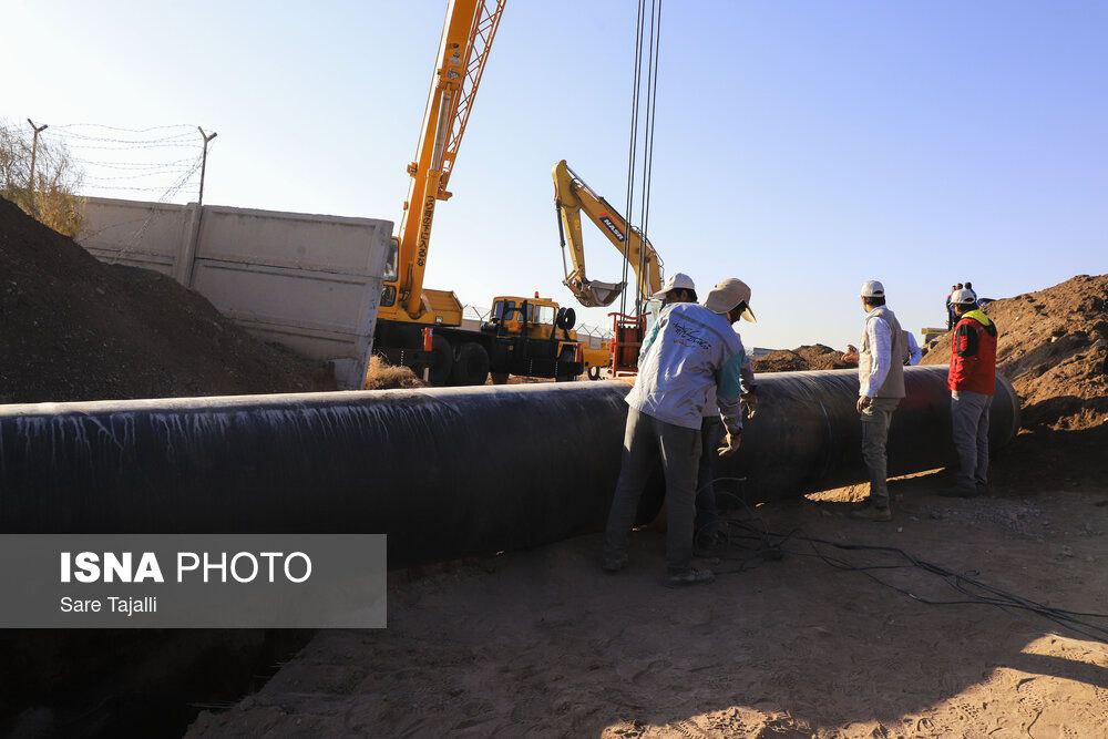 پروژه خط انتقال آب به شهرهای شمالی استان کرمان از خلیج فارس  