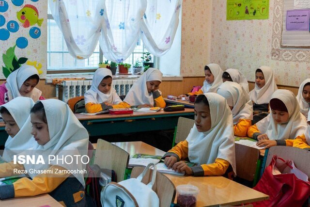 درخواست فرماندار میرجاوه برای تامین سوخت زمستانی مدارس شهرستان