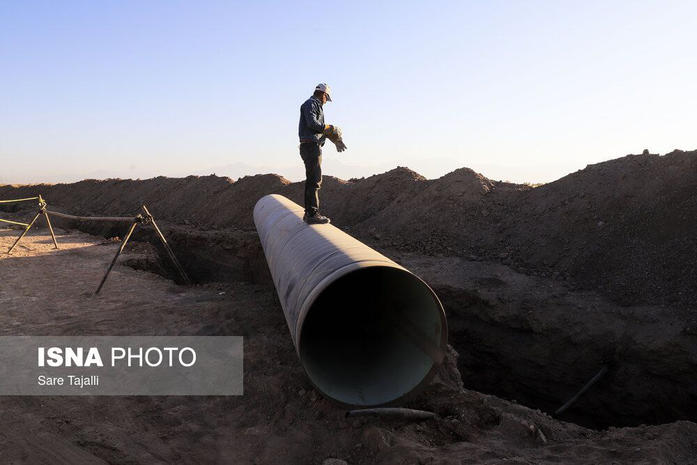 پروژه خط انتقال آب به شهرهای شمالی استان کرمان از خلیج فارس  