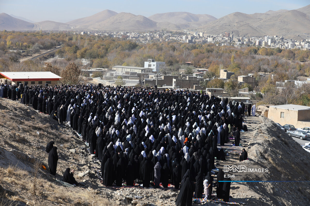 عکس/اقامه نماز طلب باران در اراک