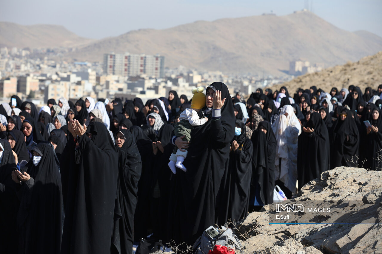 عکس/اقامه نماز طلب باران در اراک