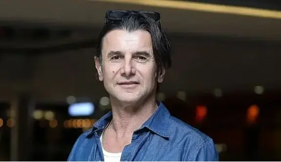 چهره ها/ استایل گنگ امین حیایی با کاپشن چرم